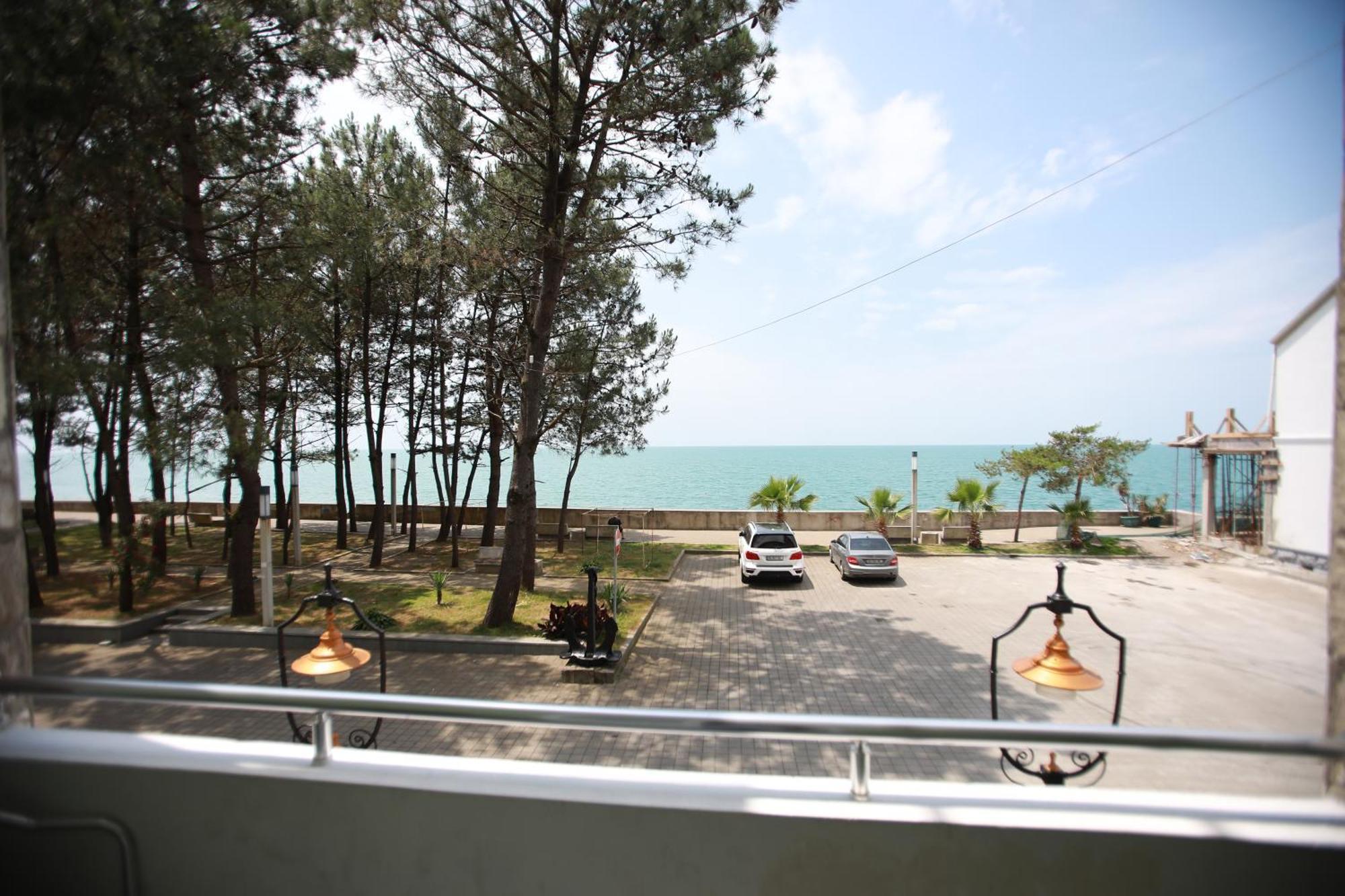 Green House Hotel Kobuleti Exterior photo