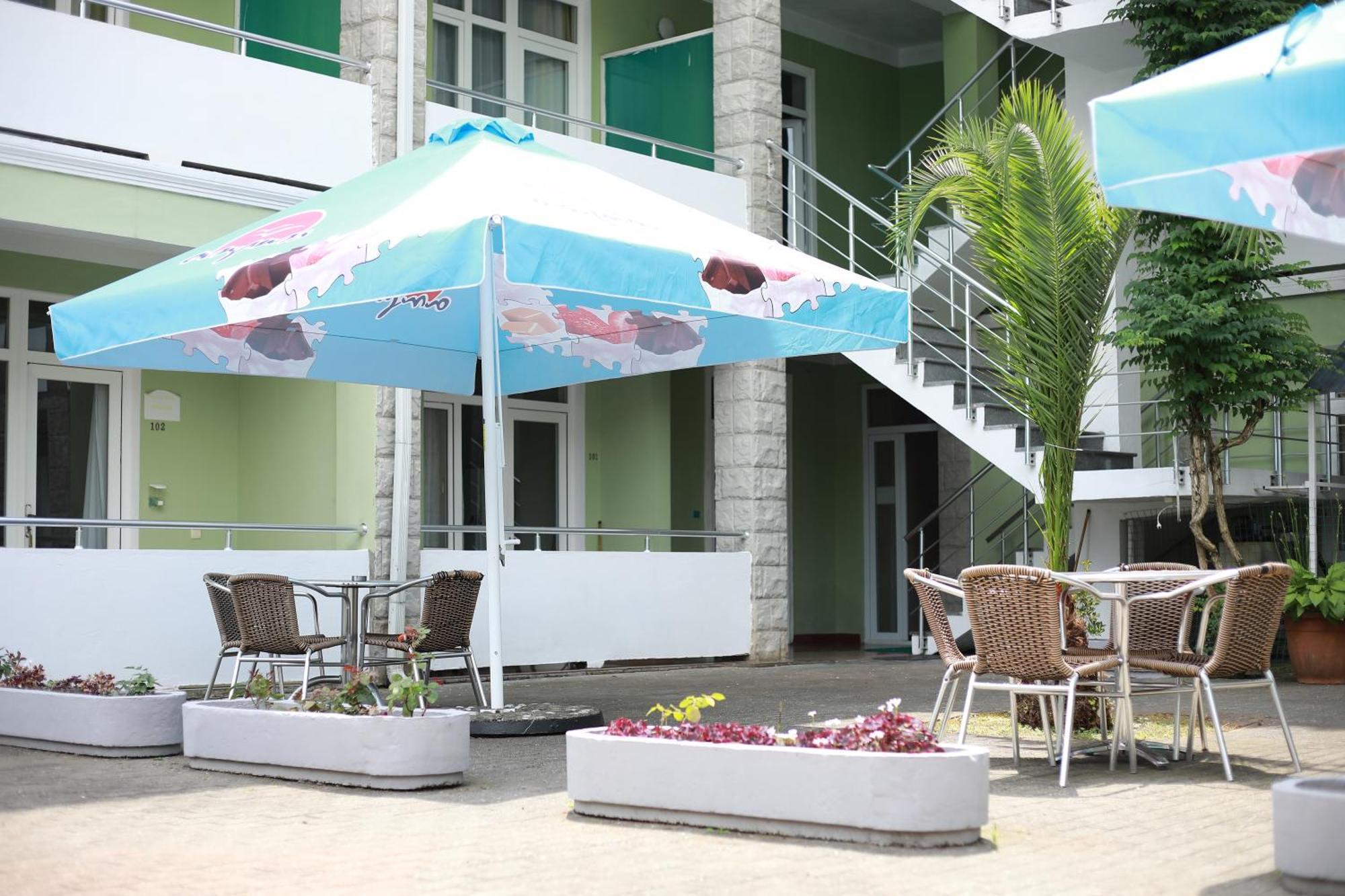 Green House Hotel Kobuleti Exterior photo